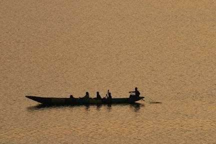 Lake Bunyonyi Rowing Uganda
